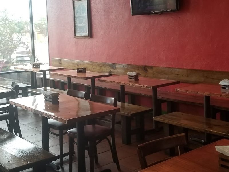 Mexico's Deli interior